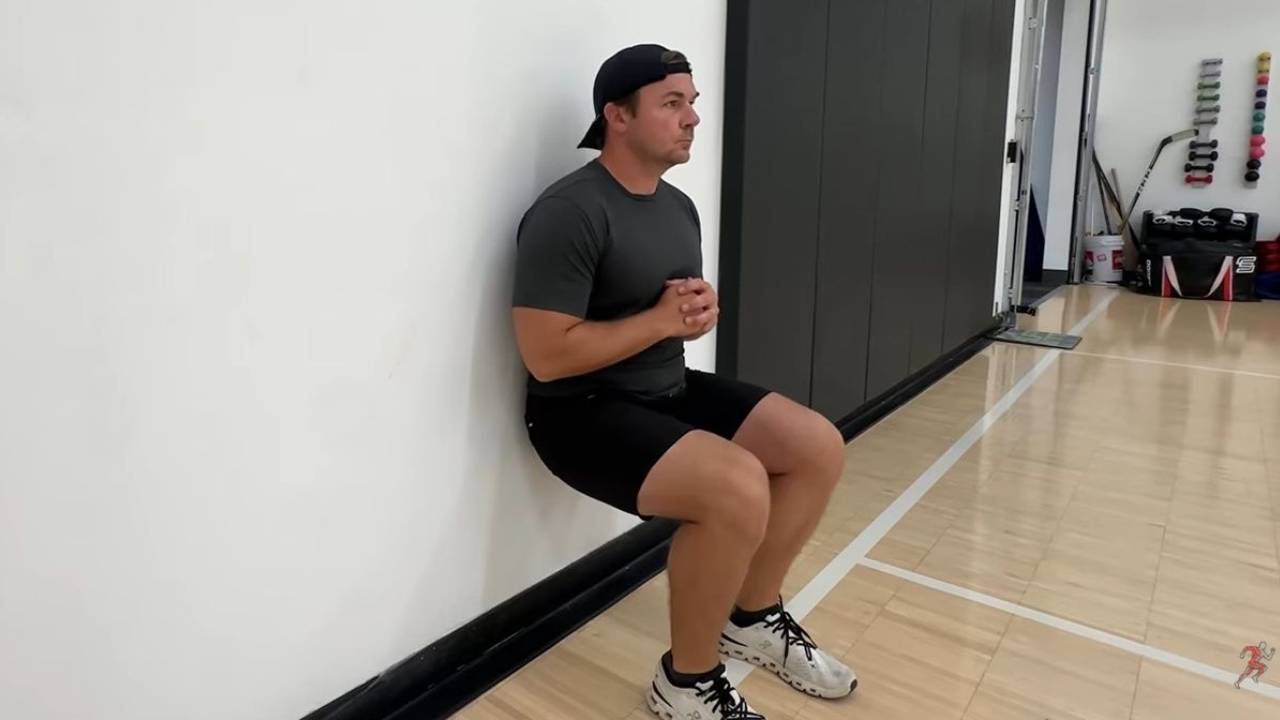 Wall Sit Iso Hold
