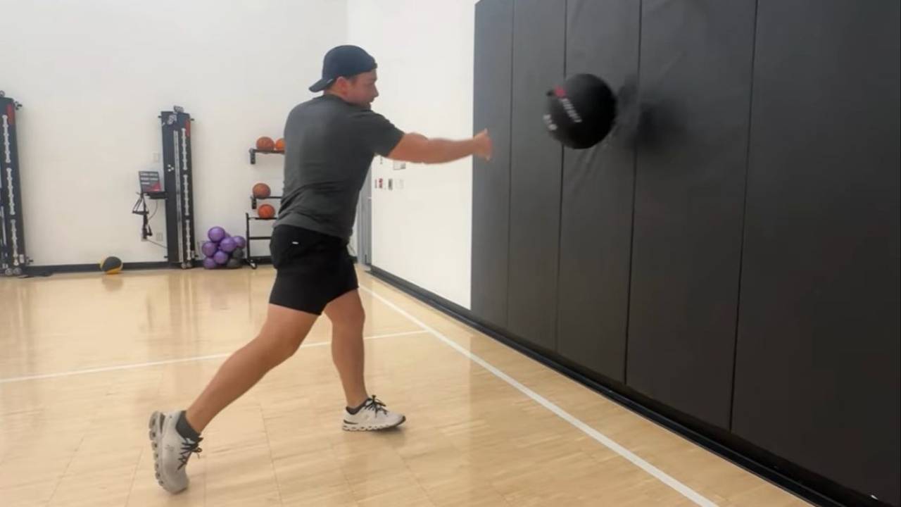 Standing Rotational Medicine Ball Throw