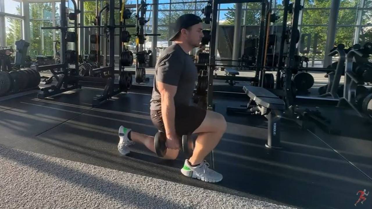 Dumbbell Walking Lunge