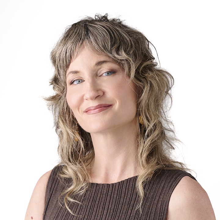 Dr. Lisa Marie Bobby