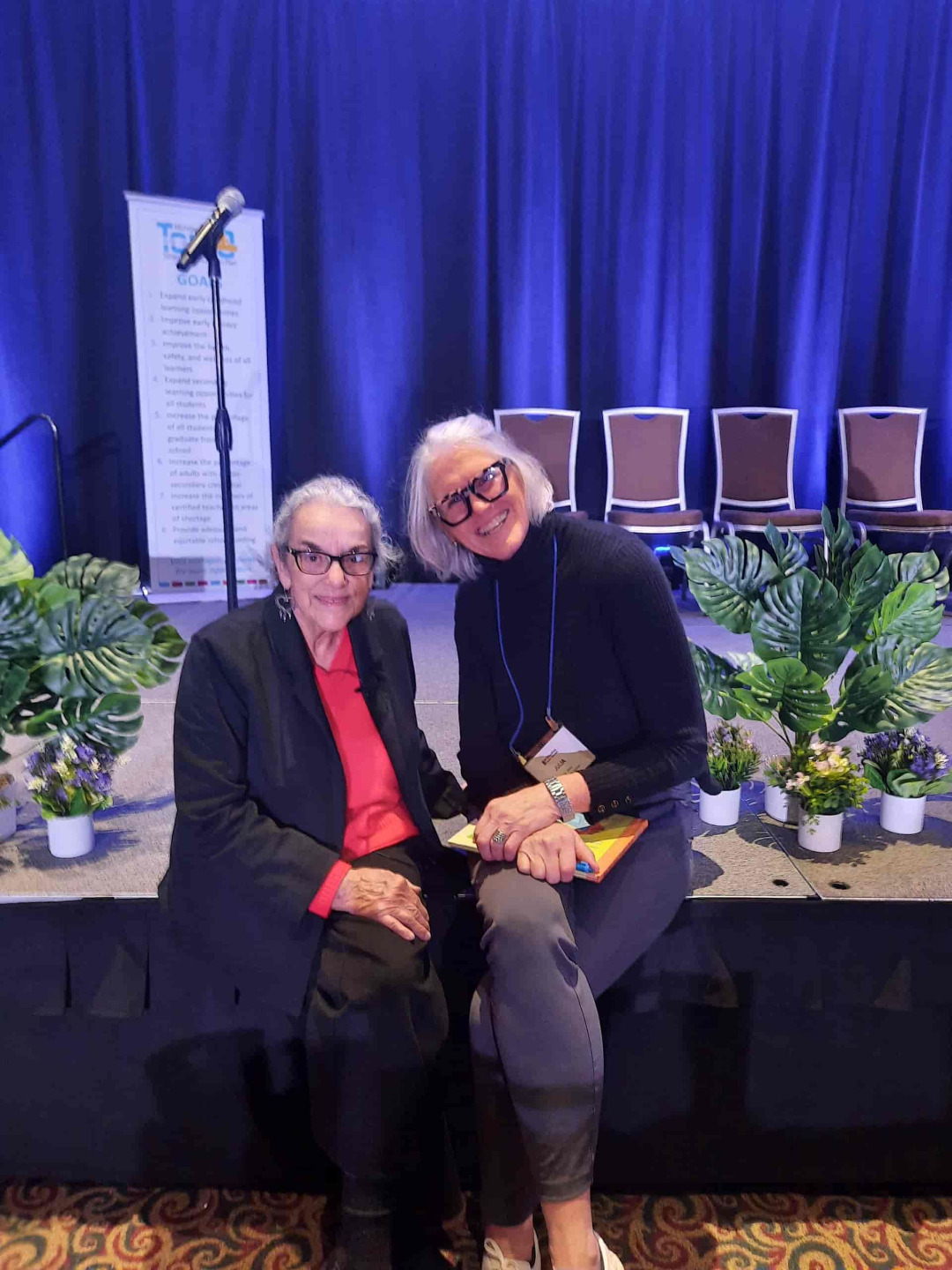 Julia Dinan Dr. Anita Archer