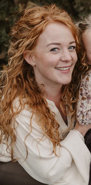 Lizzy D.