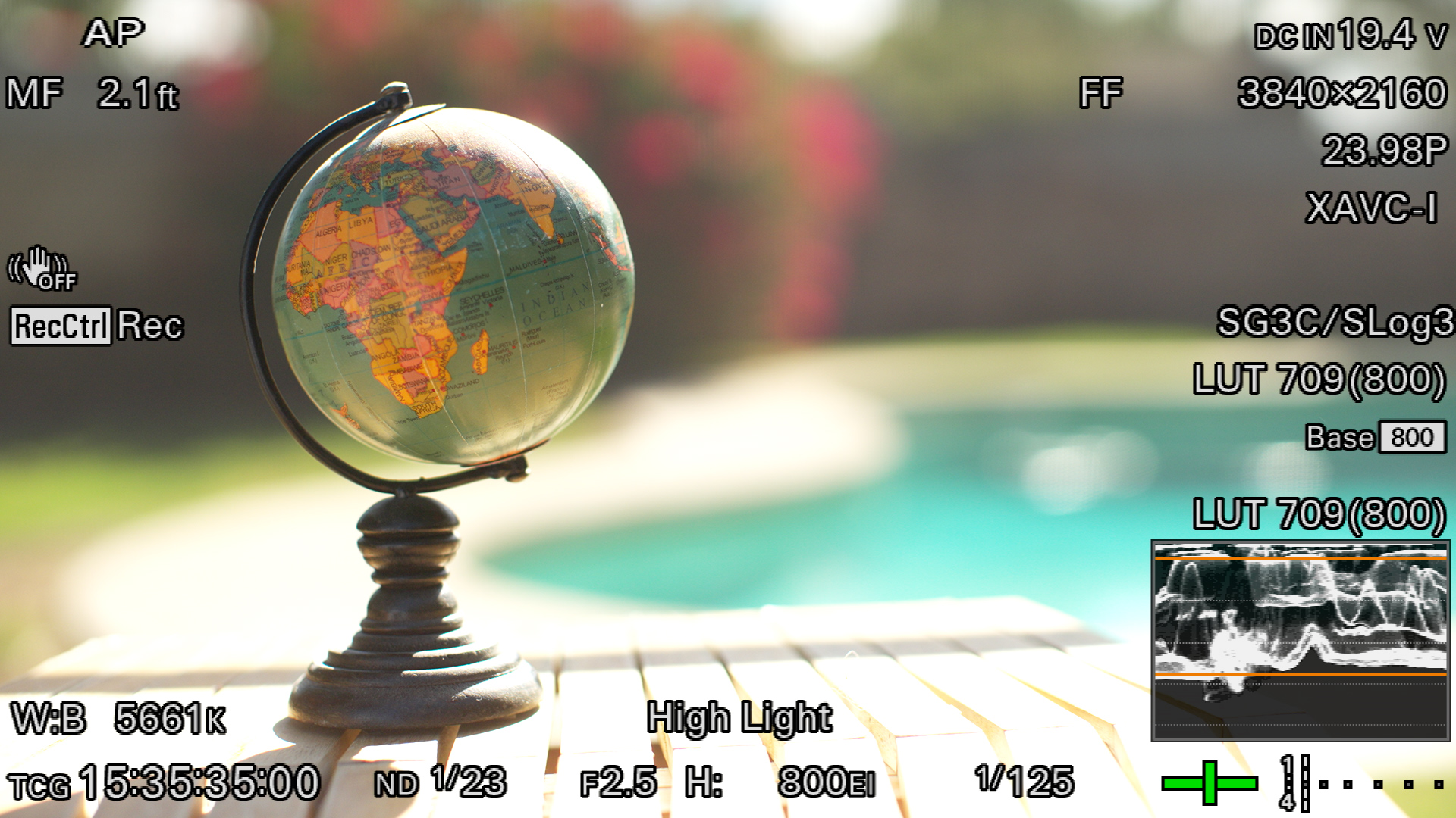 Outdoor globe setup with an ND net lowering only the bright background