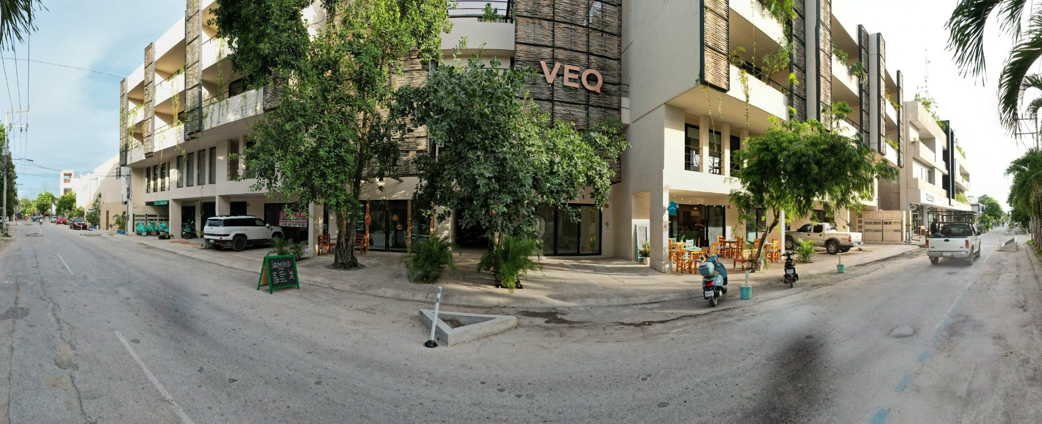 Panoramic view of the Urban Temple apartment