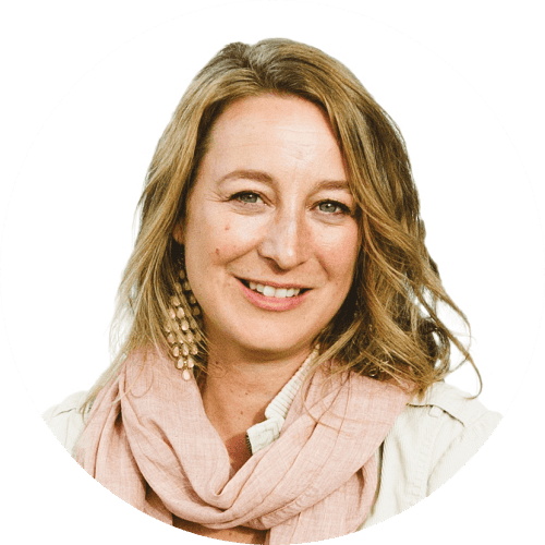Kimaya Maitreya Public Relations, Veranstaltungsorganisator, Übersetzer und Mentor für Sambodha Aaravindha Himadra