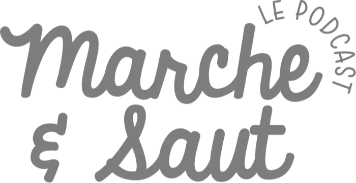 Logo du podcast Marche & Saut, entrevue sur le plancher pelvien et le retour à la course post-partum