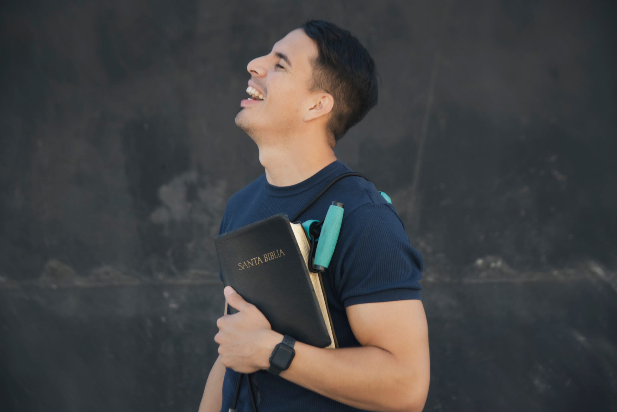 Entrenador Personal y Maestro de Biblia.