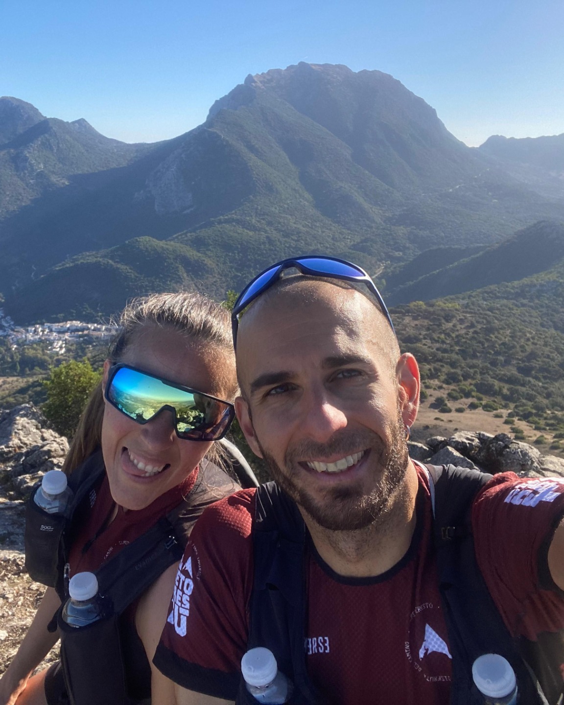 Manu Sansegundo y María José Campos