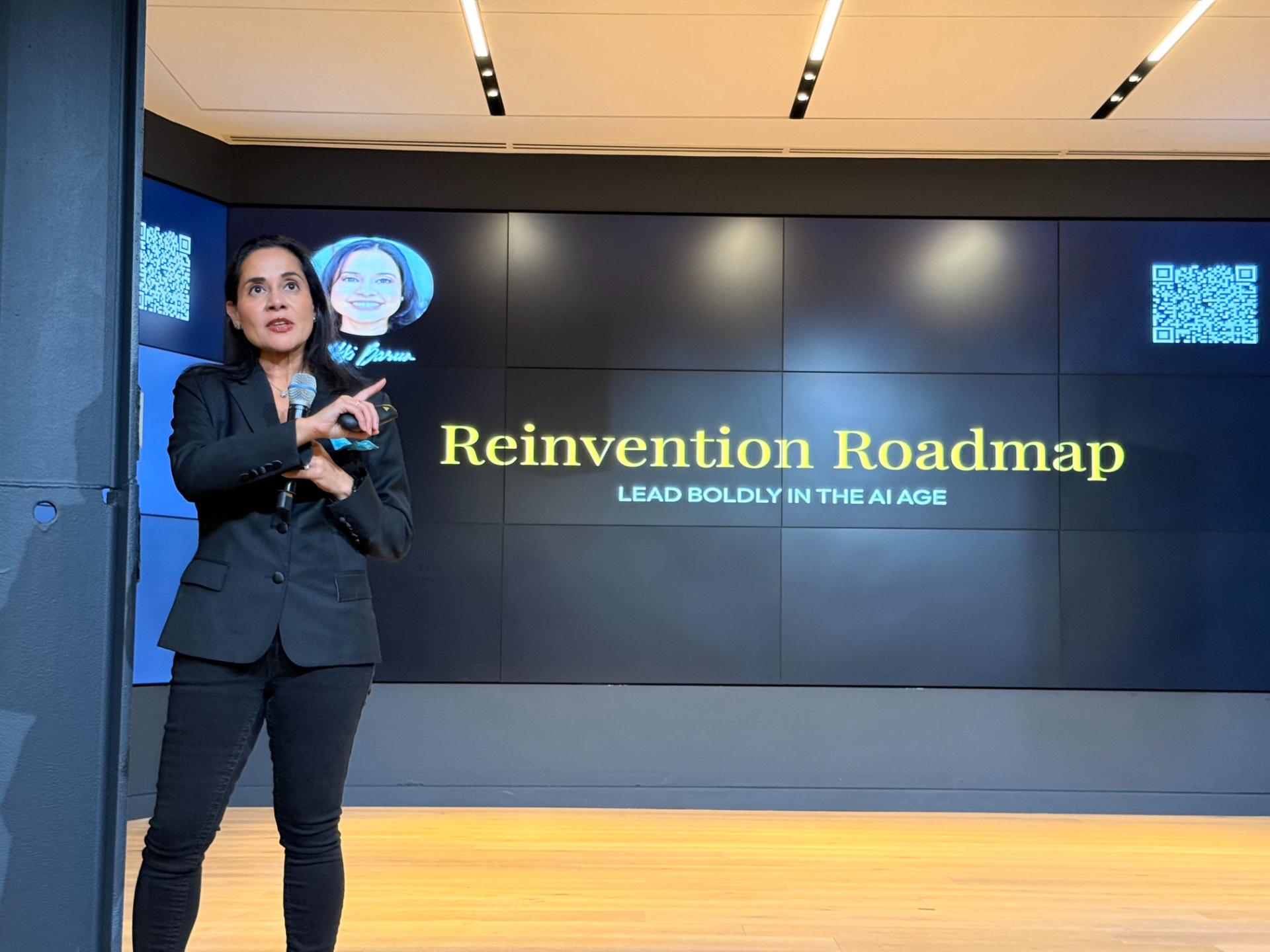 Nikki speaking on Reinvention Roadmap