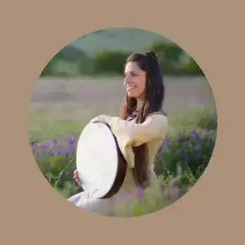 Anne Moon testimonial for Krista Holland's Frame Drumming Academy width="348" height="348"px