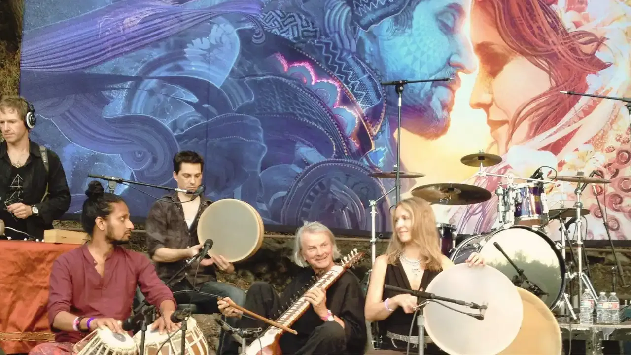 Krista Holland Frame Drumming with musicians for the Prana Fest Oregon width="1280" height="720"px