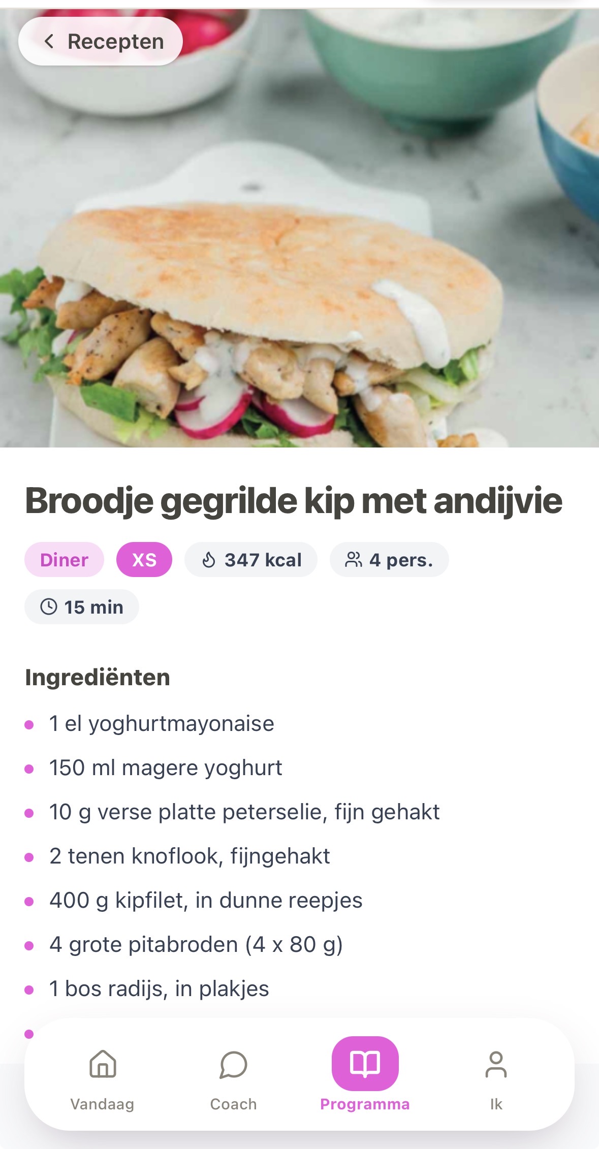 Een recept in de app: broodje gegrilde kip met andijvie