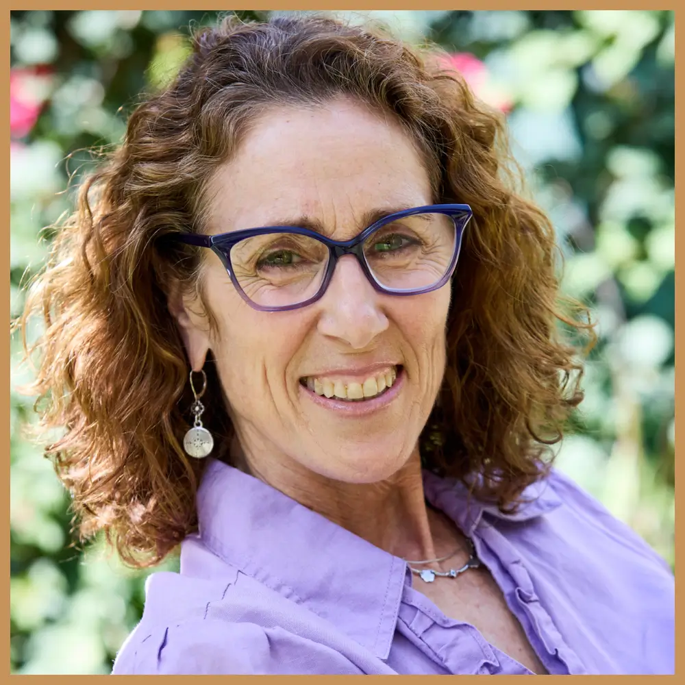 Deb Dana pYunetta Spring Smith at Trauma Therapist Instituteresenting Polyvagal-Informed Therapy in Complex Cases for Trauma Therapist Institute