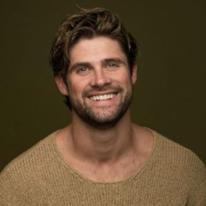 Portrait of couple H & R