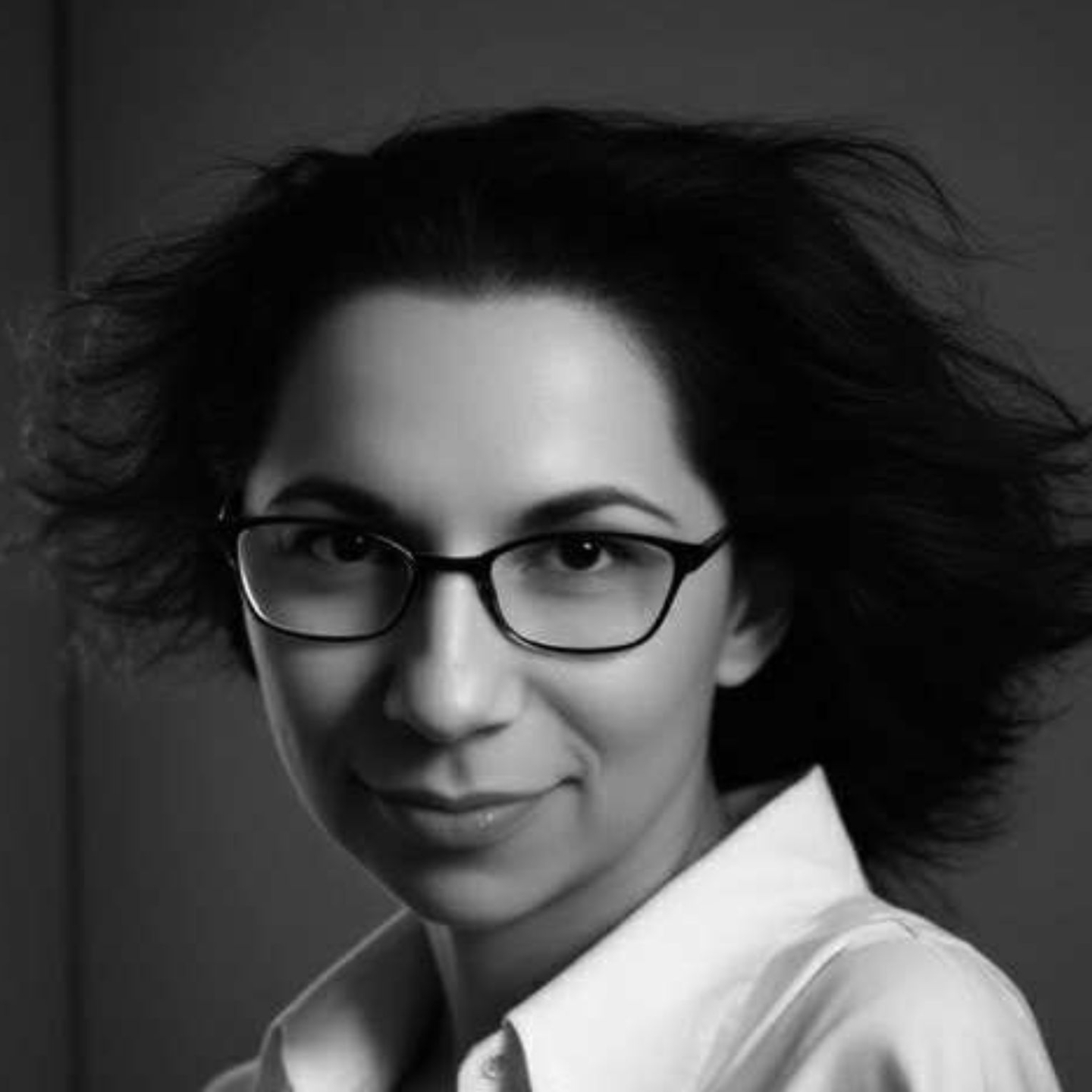 Viktoria portrait black and white