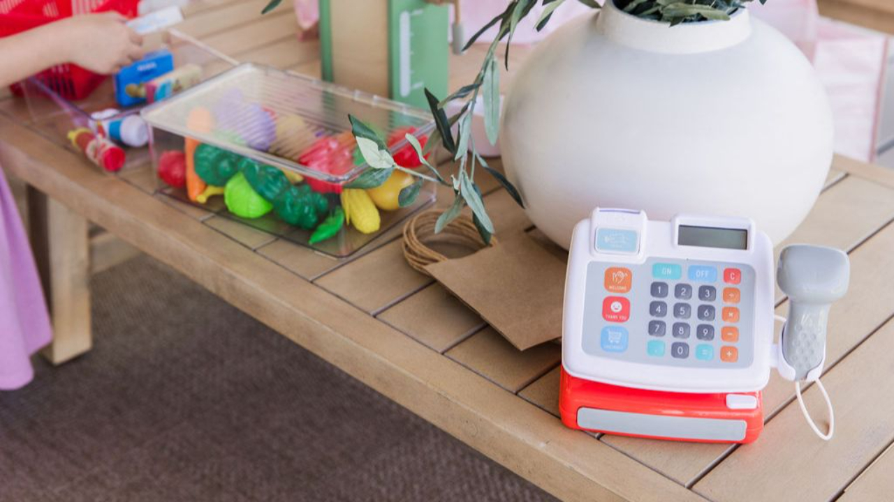 little finance builders, money wise kids, pocket money ideas, the parent’s playbook, teach kids to save