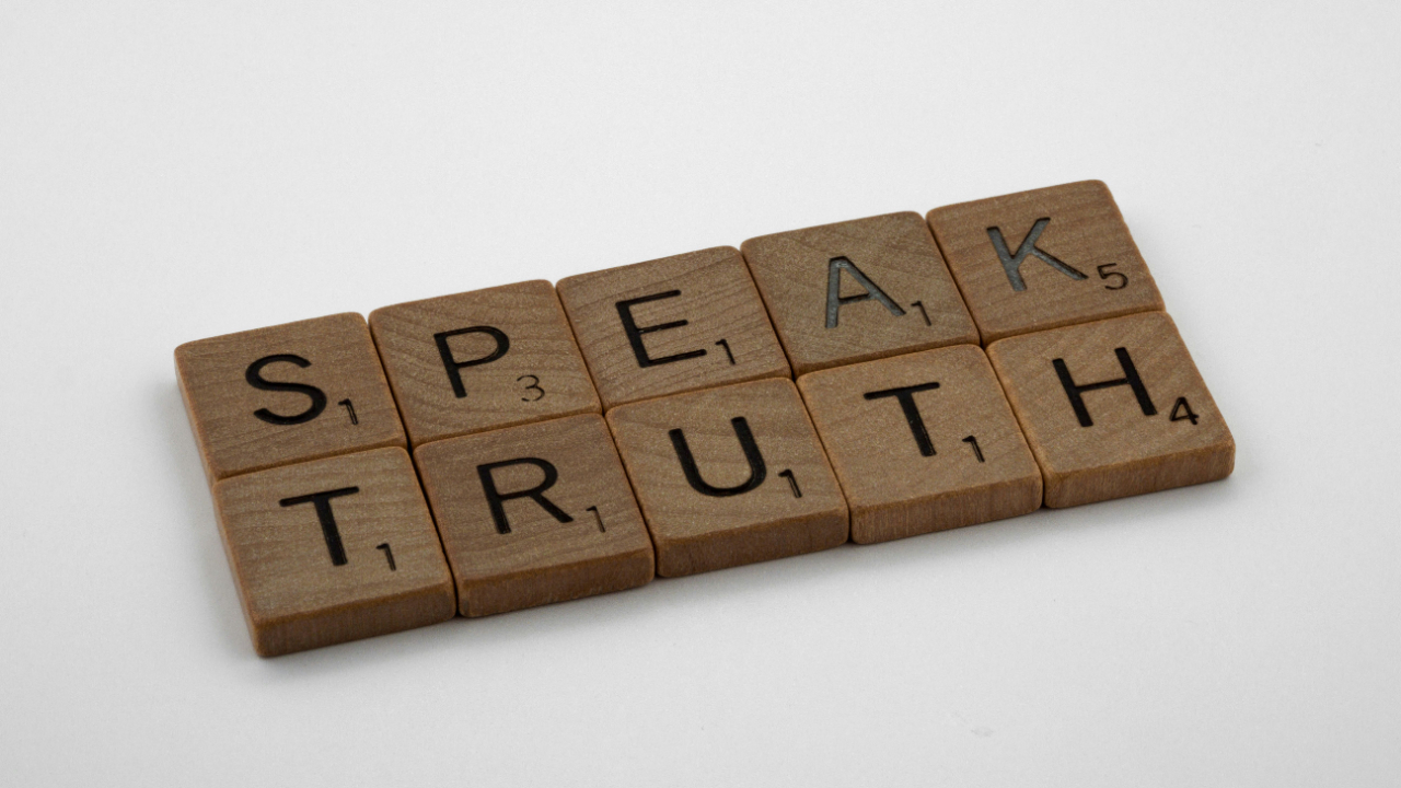 Giving Feedback That Builds, Not Breaks Why how you say something matters just as much as what you say