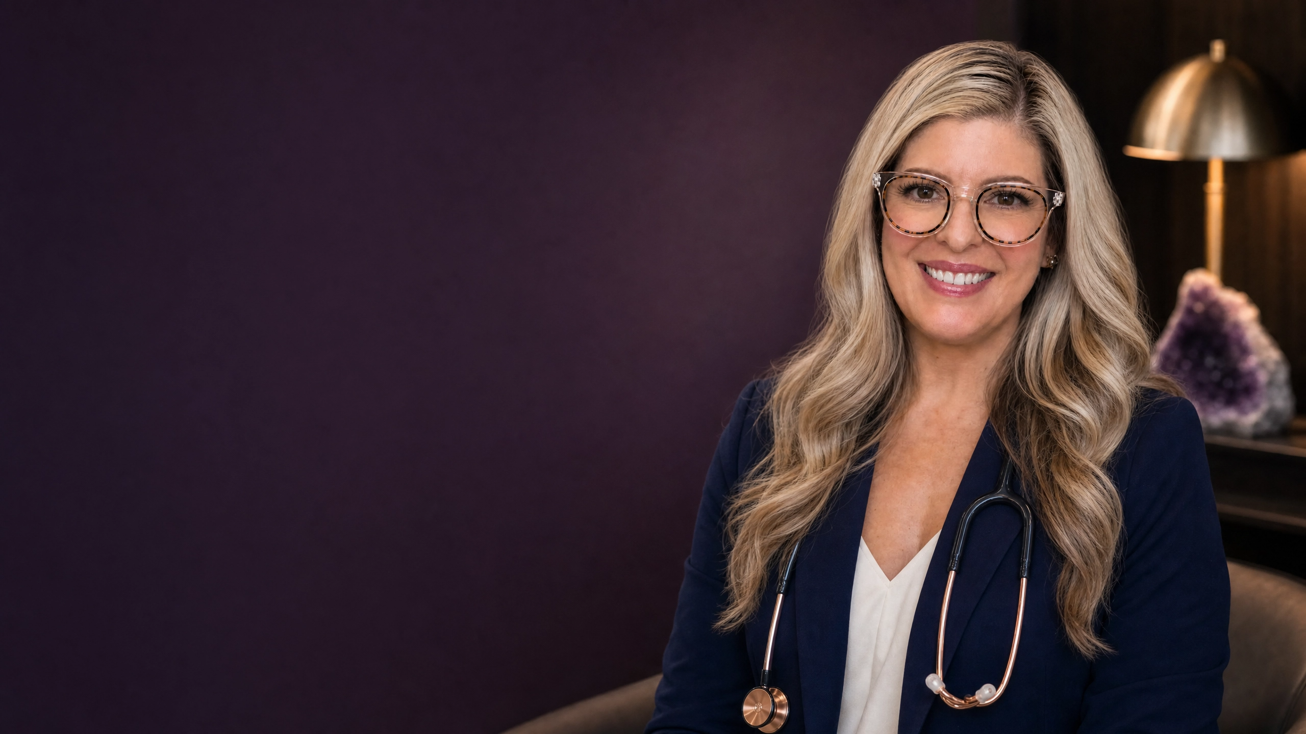 Lindsay Goodwin integrating reproductive medicine experience with intuitive fertility and IVF support