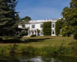 Training courses in the UK by IT Leaders