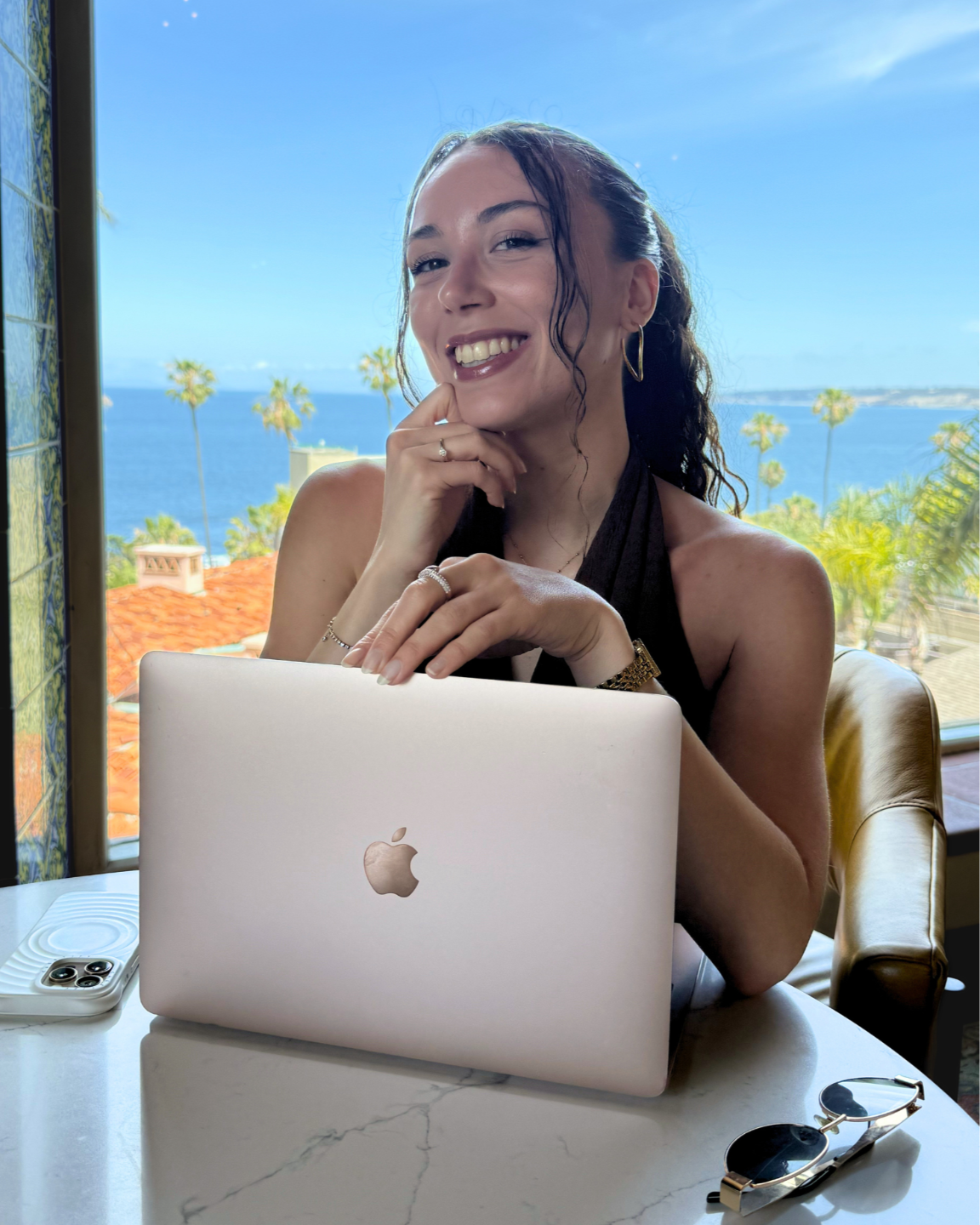 Formation Canva : astuces essentielles pour entrepreneurs et freelances pour des designs percutants.
