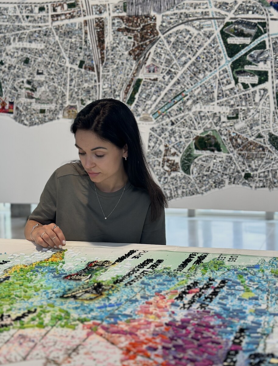 Valeria Fic at the embroidery frame