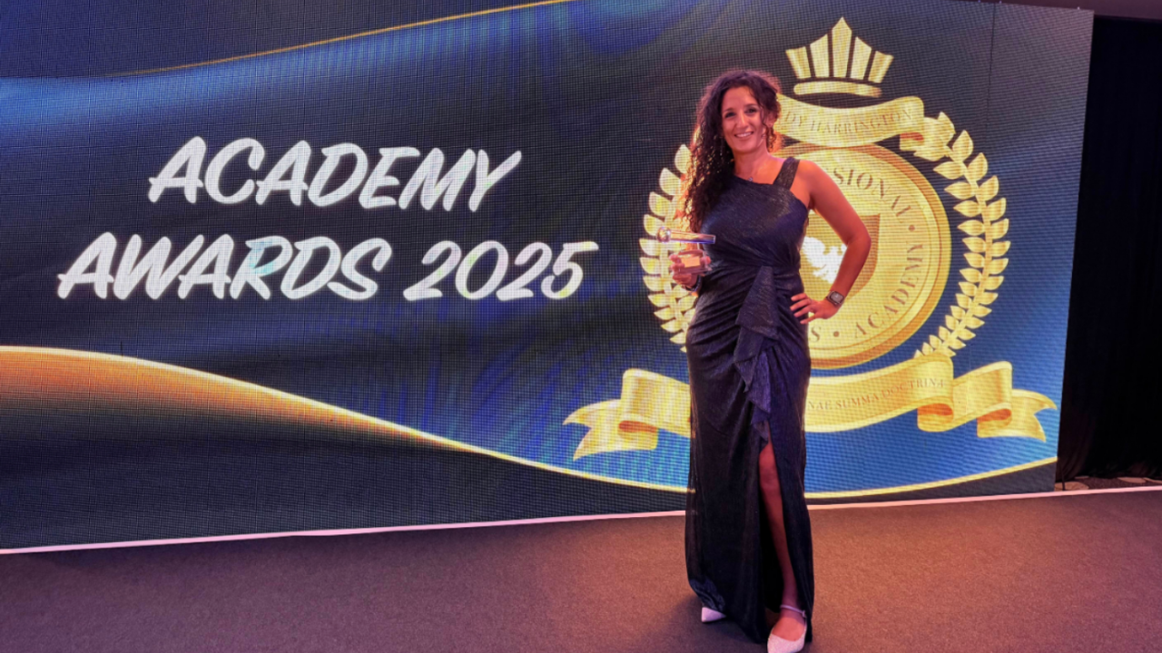Dr Rana Al-Falaki wins Best Transformational Speaker Award