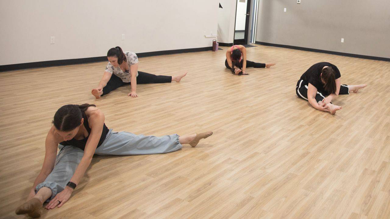 common ground students stretching