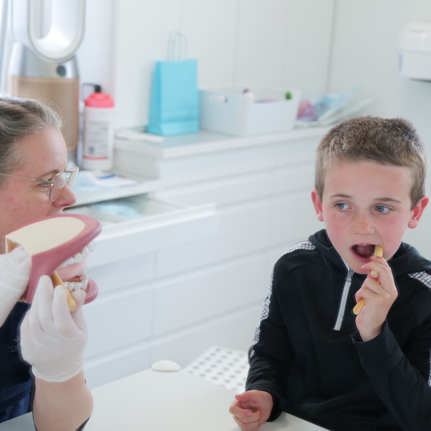 Feeding therapy session with Kate Roche, Chartered Physiotherapist