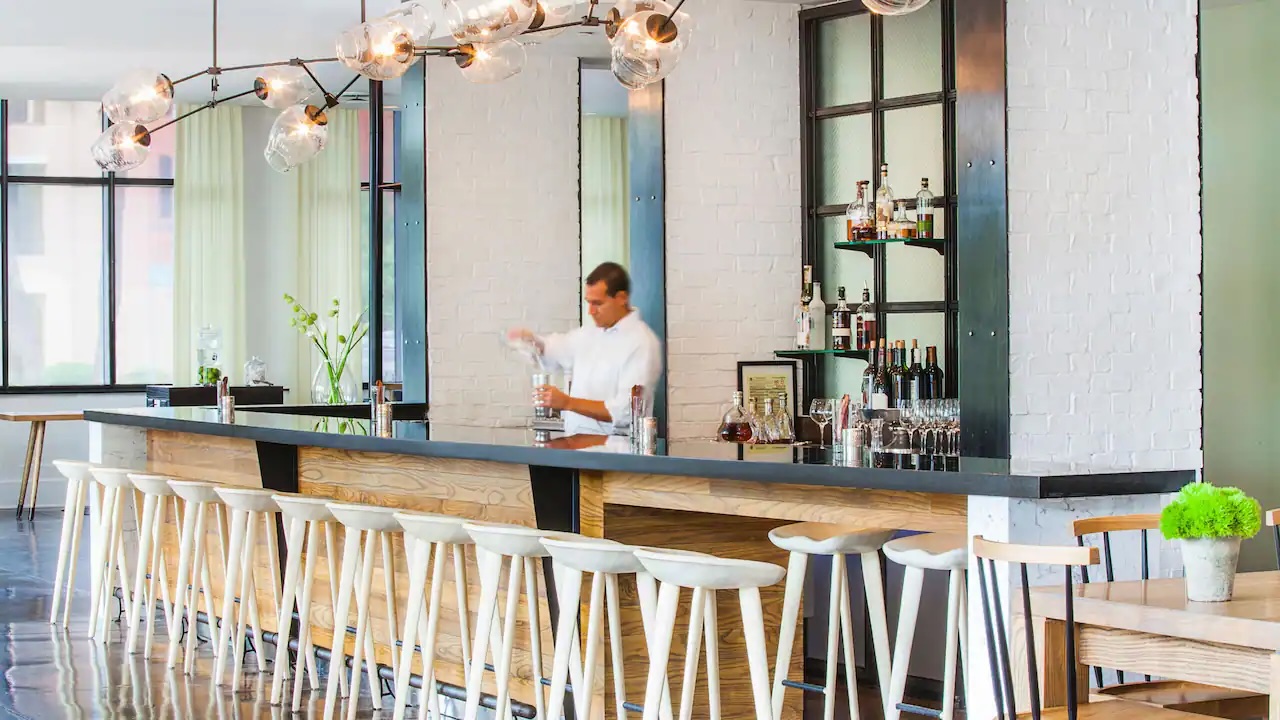 Lobby lounge and bar