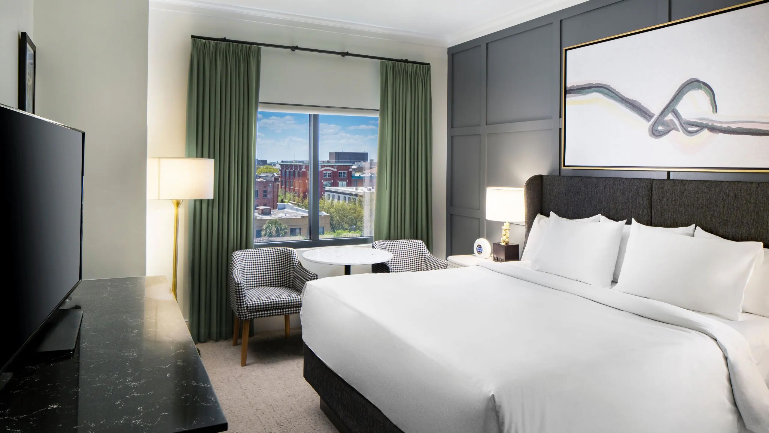 Guest room