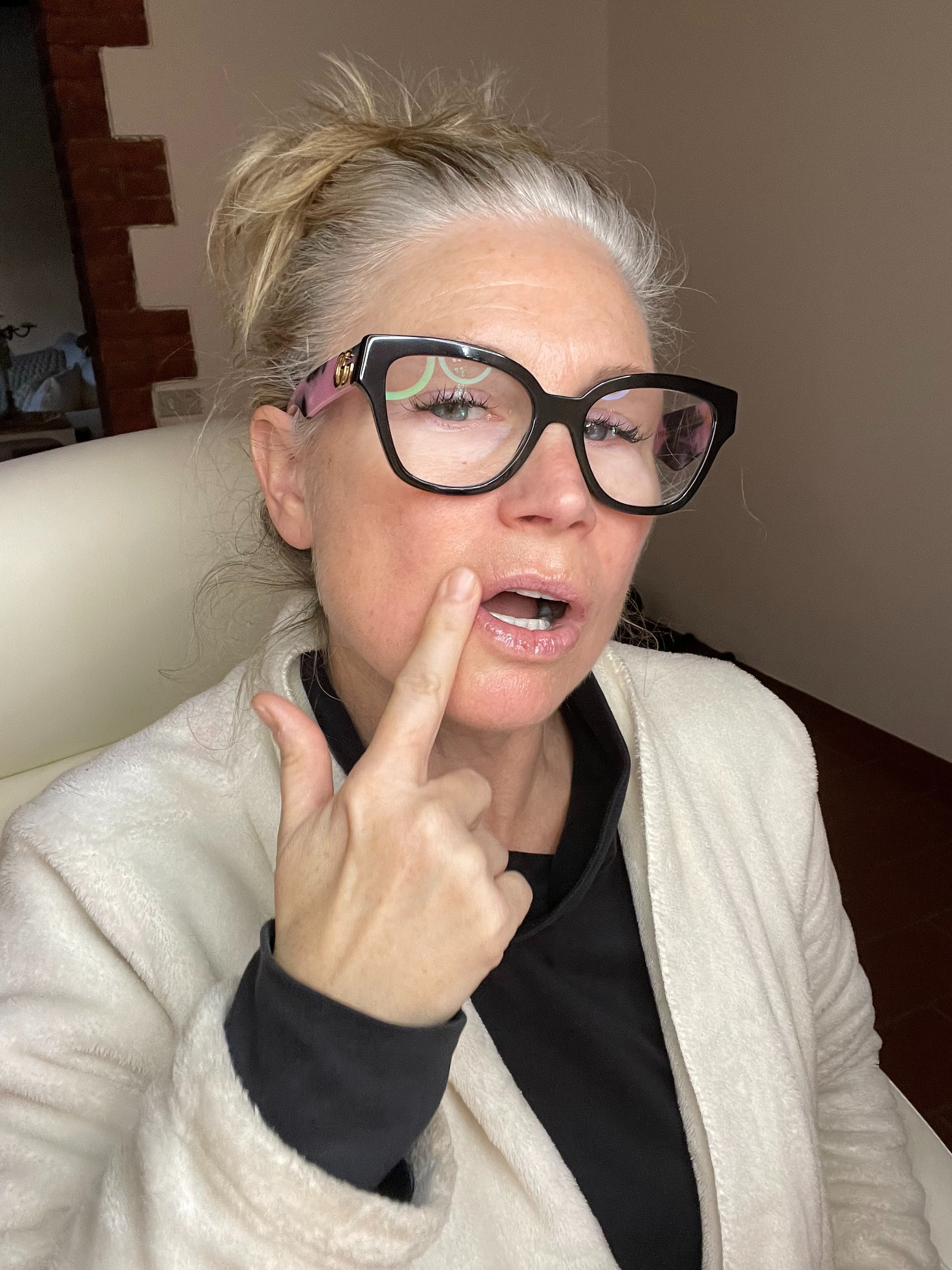 Liz demonstrating the lip routine