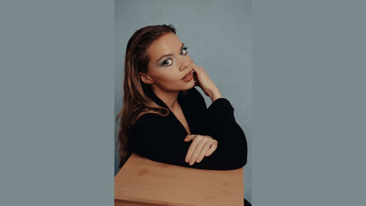 Eloise Skinner: Corporate Lawyer to Psychotherapist & Author