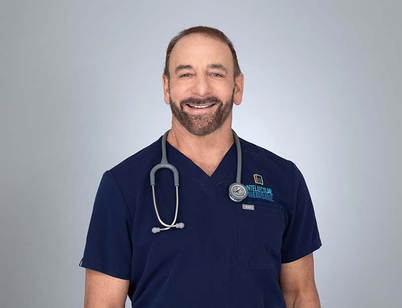 Dr. Petteruti wearing a stethoscope smiling about the supplement Petteruti Prostate Vitality (PPV)