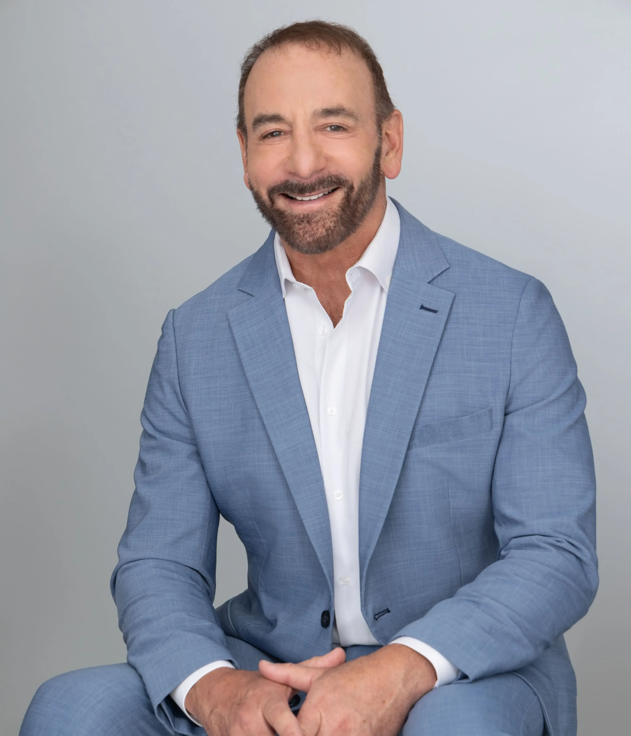 Dr. Stephen Petteruti, board-certified physician, published researcher, bestselling author, host of the Intellectual Medicine Podcast, and founder of Intellectual Medicine and Intellectual Medicine University.