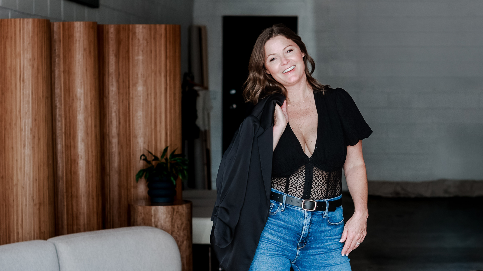 Lead with confidence and authenticity. Caroline Brown helps women embody their truth, expand their impact, and rise as aligned, conscious leaders.