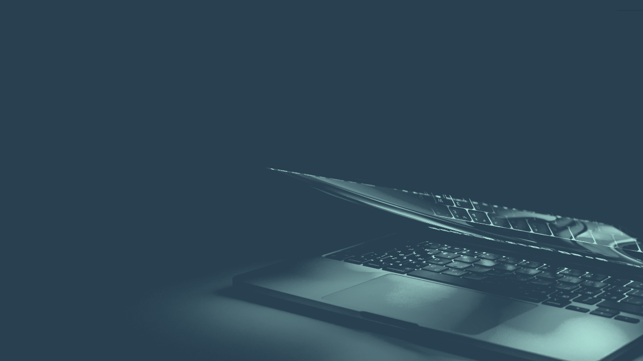 Laptop closing, representing choosing the right B2B lead generation training course