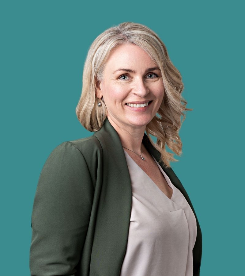 Dr Amanda Mullin