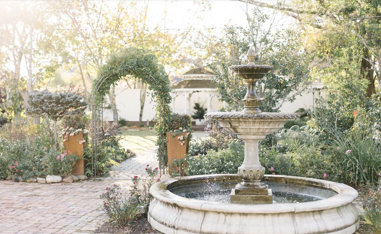 Fountain and rose gardens at Lillian Gardens