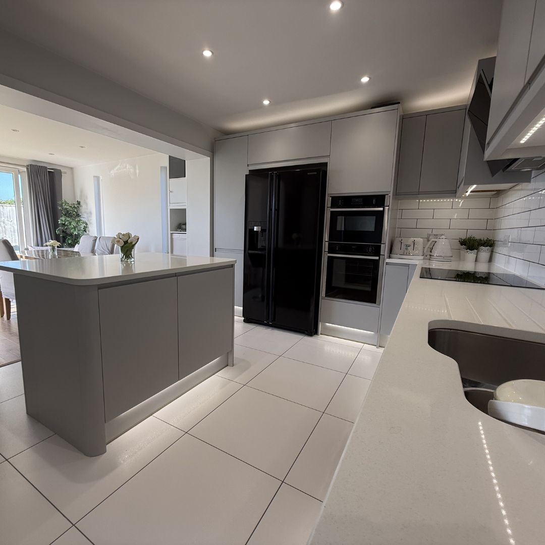 A clean, calm kitchen