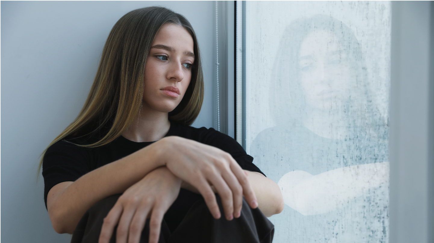 Homesick college student adjusting to campus life