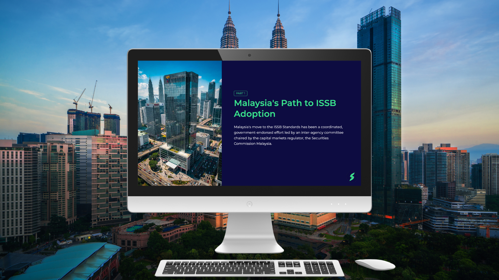 Computer screen displaying an introduction to CSRD Fundamentals course video