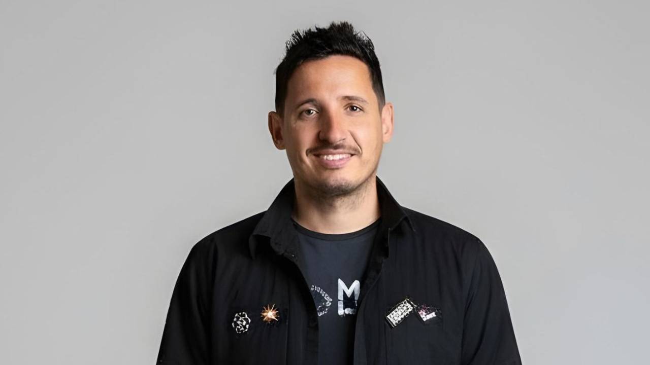 Adrián Ladrón de Guevara, mentor de estrategia creativa