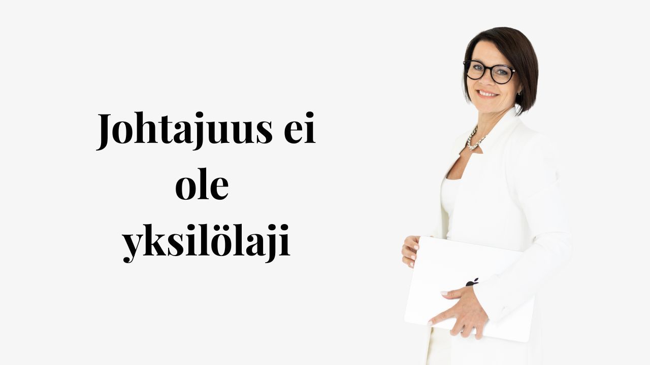 Johtaja pohtimassa vastuunkantoa ja johtajuuden kehittämistä