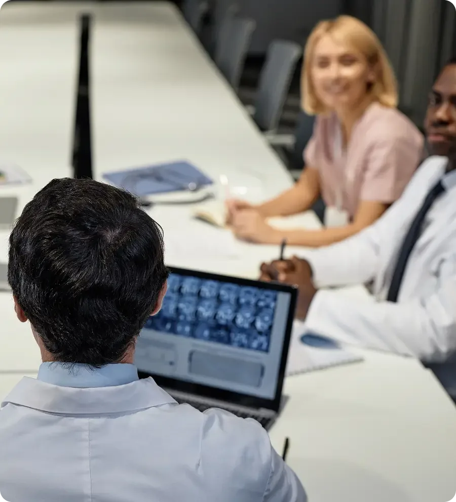 Advisor walking an employer through funding strategy options
