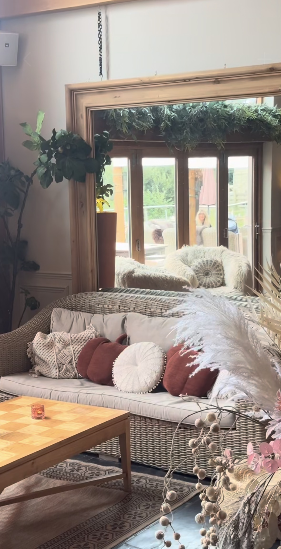 Cosy lounge sofa