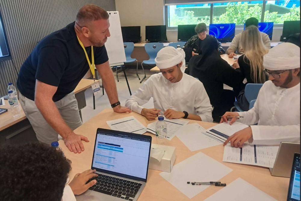Ben working with students during a CISI course