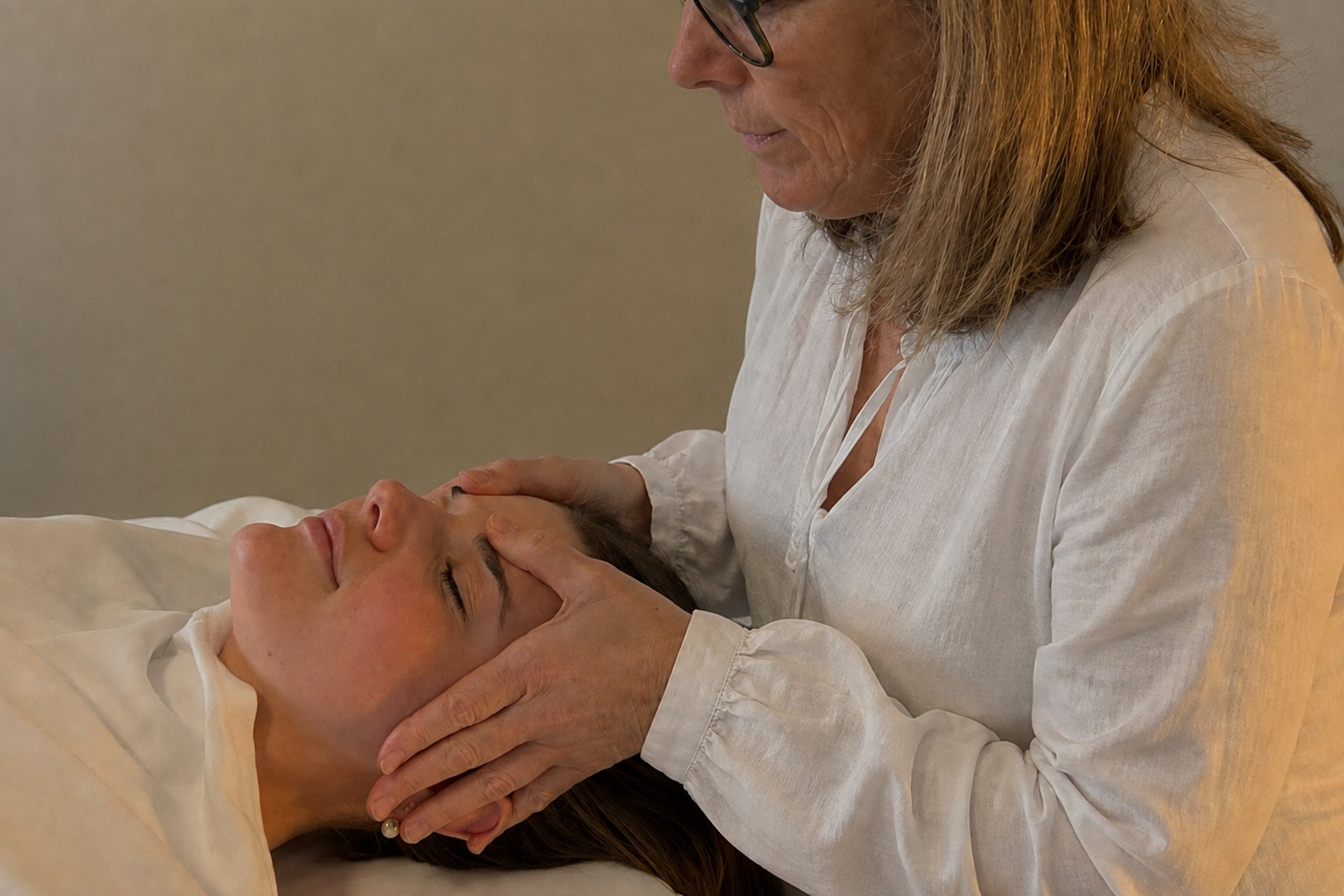 Massage tête, mains et pieds