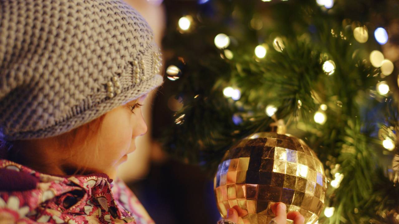 Prendre soin de soi pendant les Fêtes : ralentir, apaiser son corps et retrouver de l’espace intérieur.