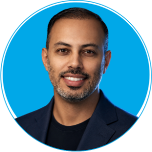 Izhar Shah helps ambitious professionals build income, leverage, and freedom beyond their salary — without quitting their job. Join the free weekly briefing.