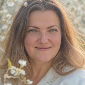 Diana Muenz – Künstlerin und begleitende Kinesiologin